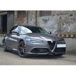 Накладка сплиттер на передний бампер на Alfa Romeo Giulia Veloce